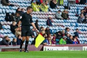 英超高强度赛程下球员运动损伤预防策略探索，英超伤病网站