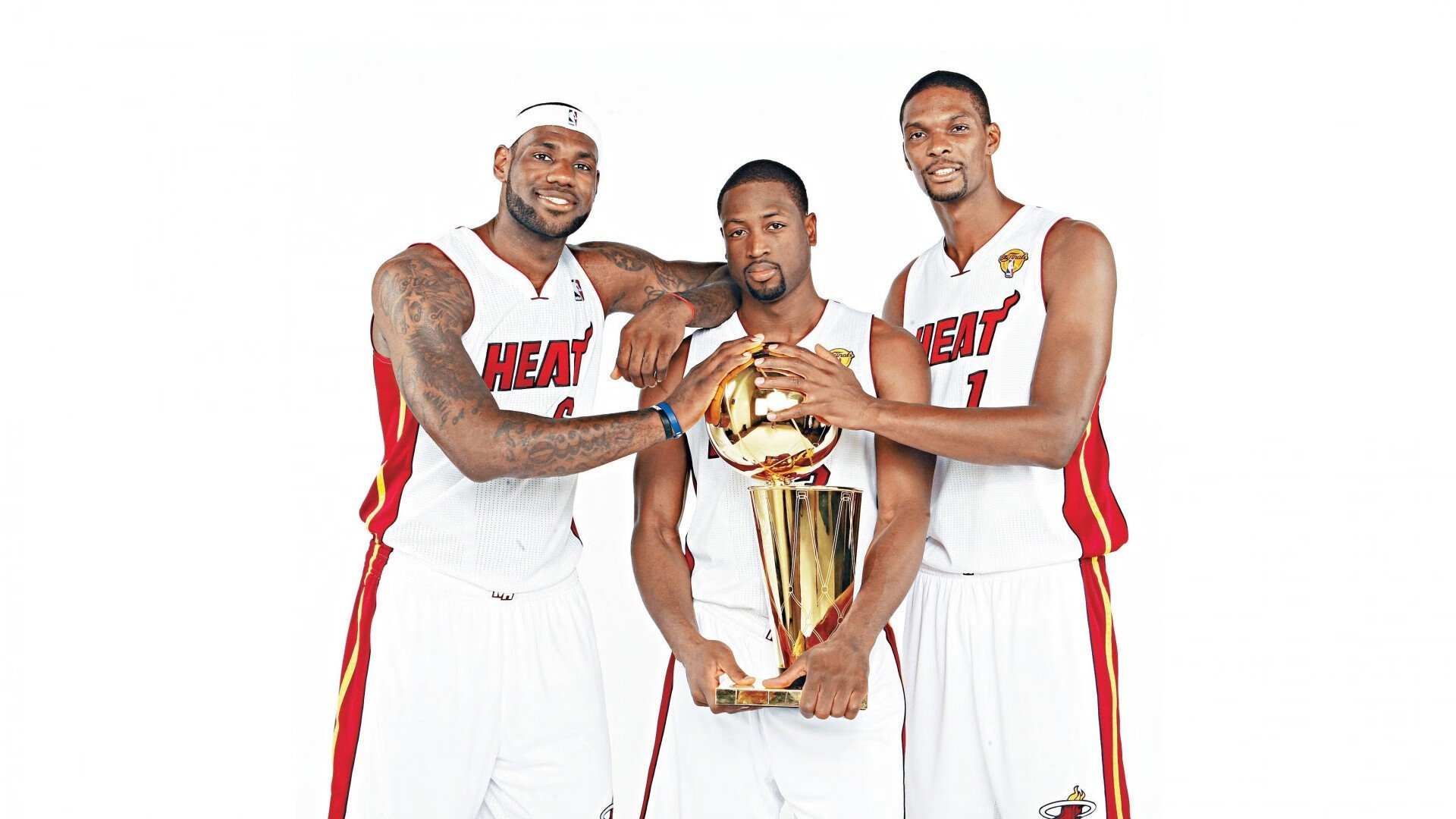 莱昂·马尔尚冲线瞬间点燃现场气氛，莱昂诺尔